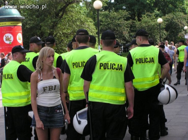 FBI przejmujemy tą sprawę 