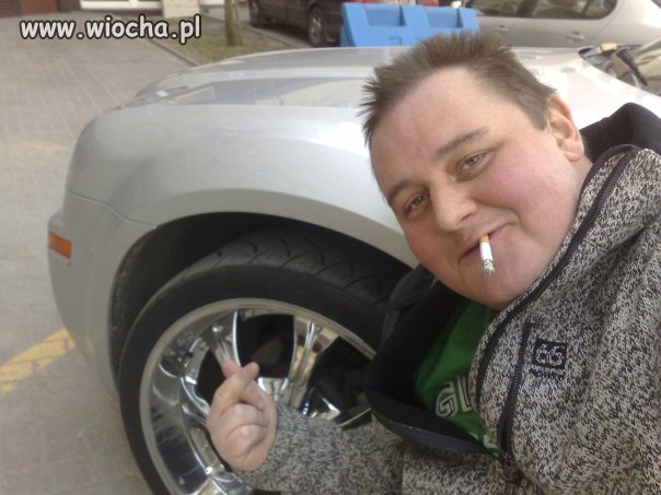 Pokażę faka i będe fajny...