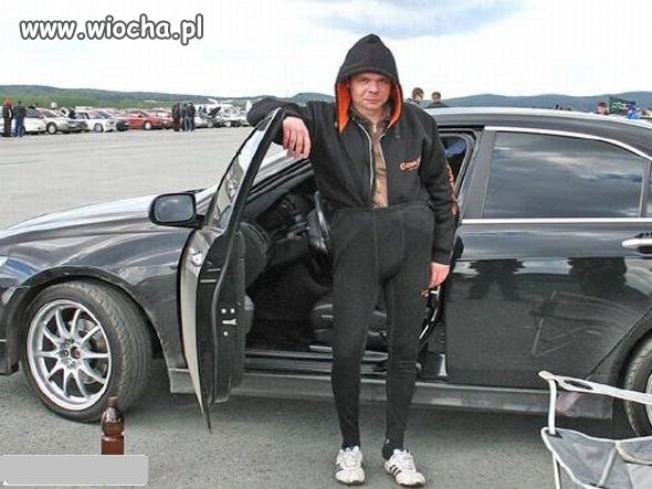 Bo przy swoim aucie