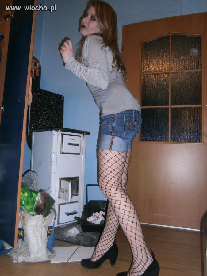 Ona ma 13 lat...1 gimnazjum...