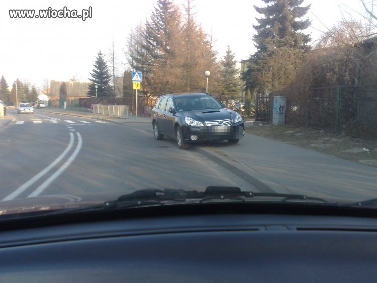 Mam furę, parkuję gdzie chcę i kto mi co zrobi!