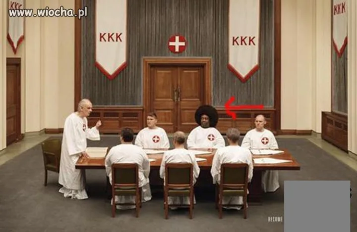 Obrady Ku Klux Klan.