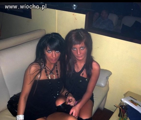 Chyba za długo siedziały na... słoneczku
