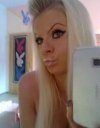 Blond króliczek Playboy z dzióbkiem
