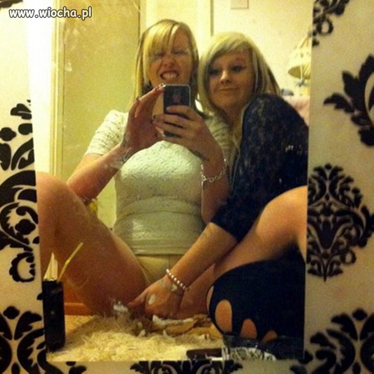 Sweet fotka w lustrze.