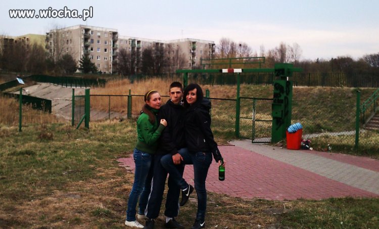 2 lalunie + piwko = LANS NA FOTCE