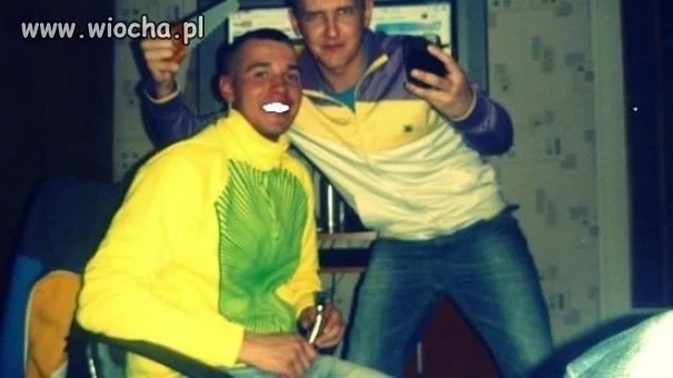 Chciał wybielić zęby...