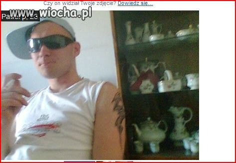 Dresik i jego komplet filiżanek