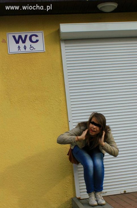 Szpan na WC.