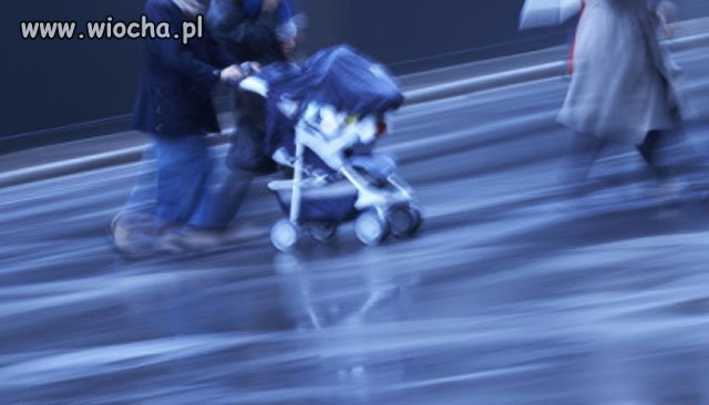 Warszawa: naćpana matka spacerowała z dzieckiem!