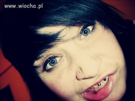 Pochwalę się piercingiem
