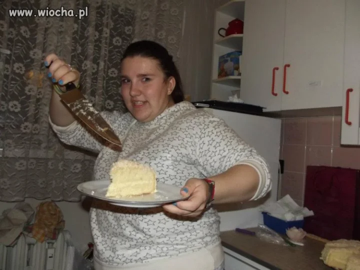 Łaaa atakuję tort!