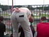 Popuściła na stadionie