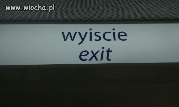 Dobrze, że chociaż po angielsku jest poprawnie...