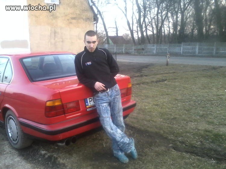 Wieśniak+BMW+klapki=WIOCHA