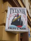Tytanik faluje 