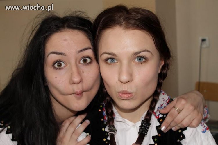 Ta z lewej nie przypomina wam sowy?