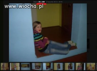 Dziewczynka ma 300 zdjęć