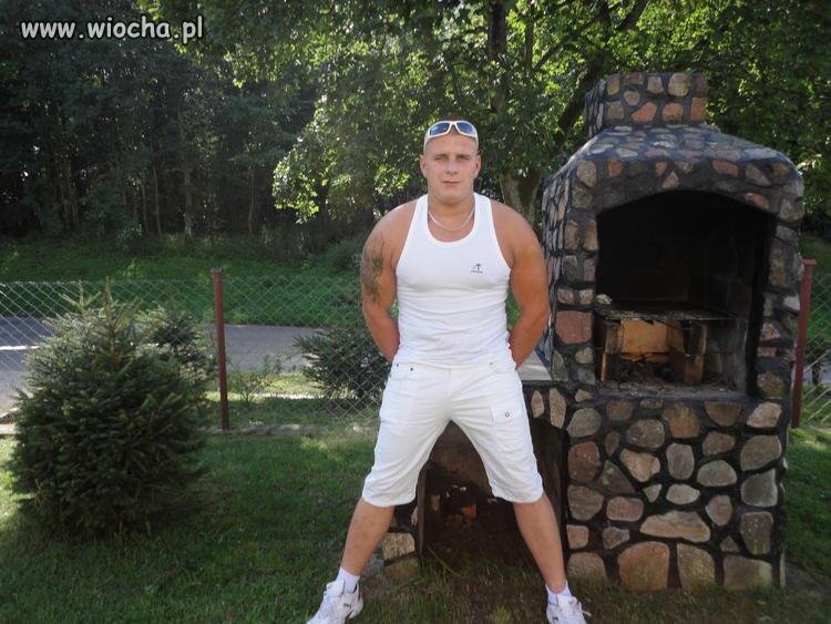 Dobrze, że się za mocno nie spocił...