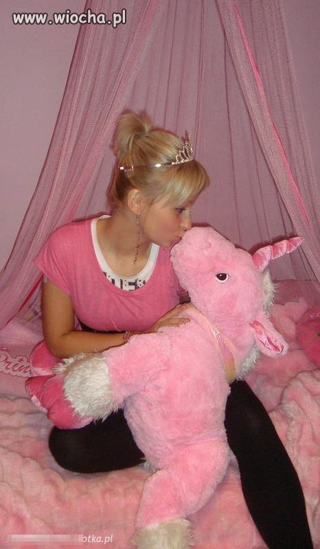Blondi...