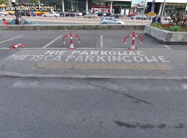 Miejsca parkingowe...
