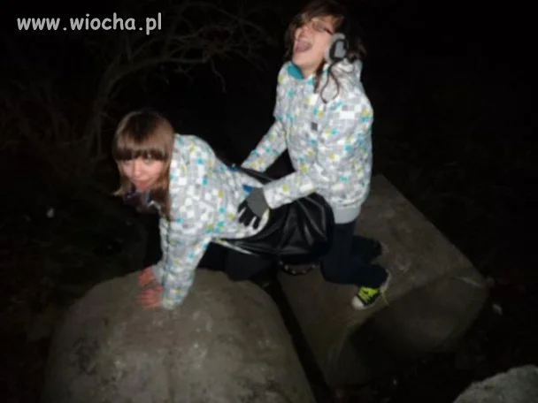 Tak się bawi "młodzież"
