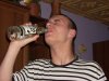 Pusta flacha? Jest! Wykrzywiona gęba? Jest!