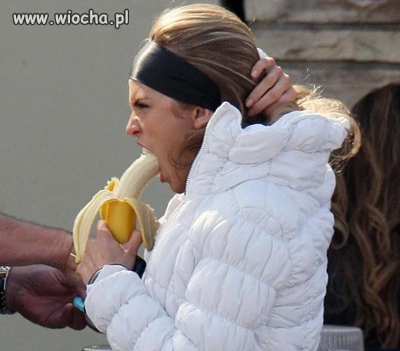 Sztuka jedzenia banana