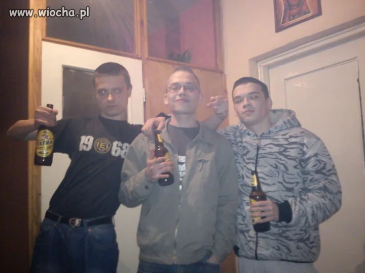 Ekipa  mocnego pierdolnięcia 