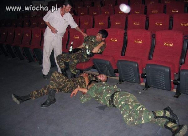 Nudny film