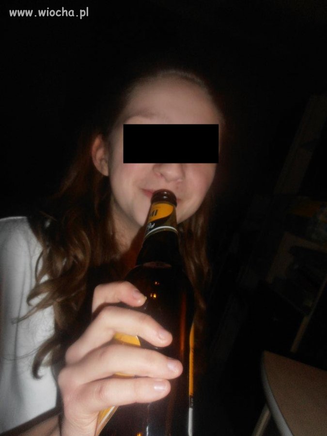 Chwali się piwem dziewczyna 13 letnia 