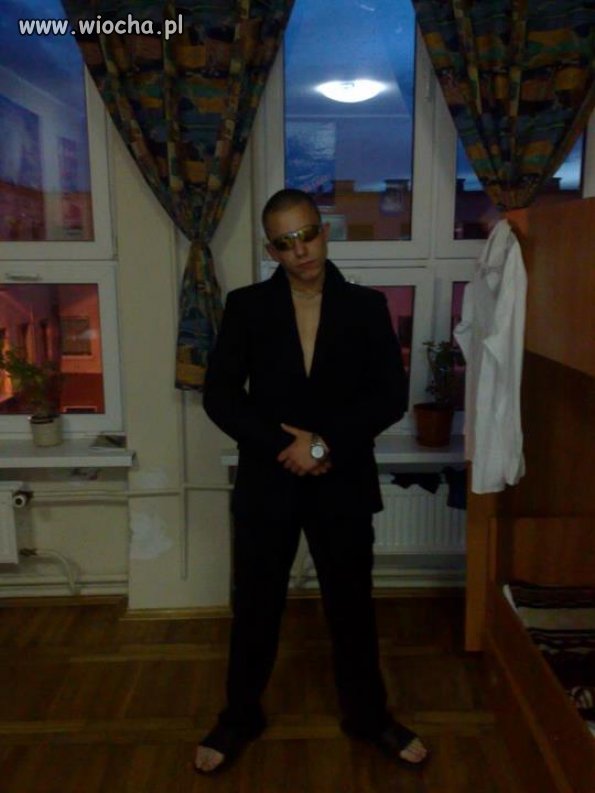 Gangster w klapkach