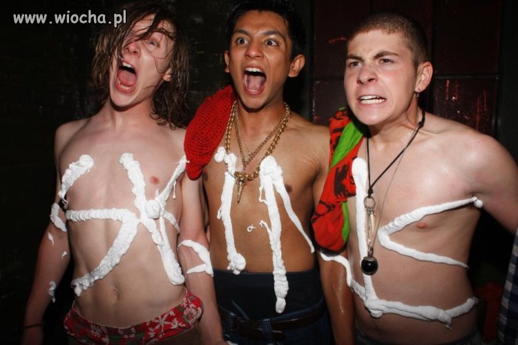 Skins  yeeeaa