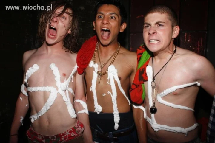 Skins  yeeeaa