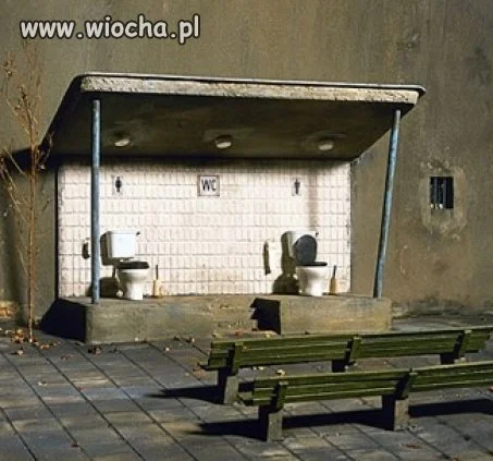 Teatr dwóch aktorów.