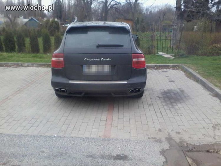 Karny K***s za parkowanie