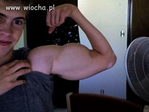 Biceps co ściany wygina...