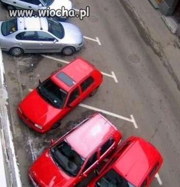 Nie ma to jak parkowanie na ukos 