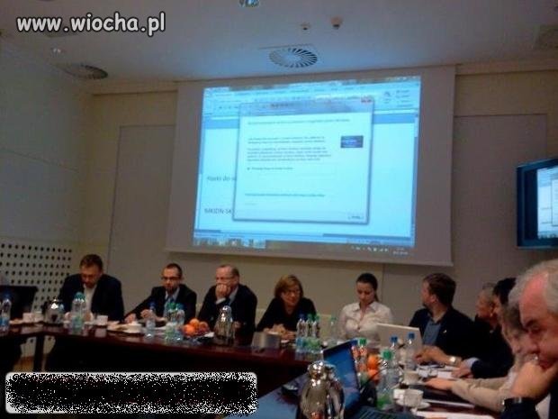Ministerstwo Kultury używa pirackiego Windowsa?