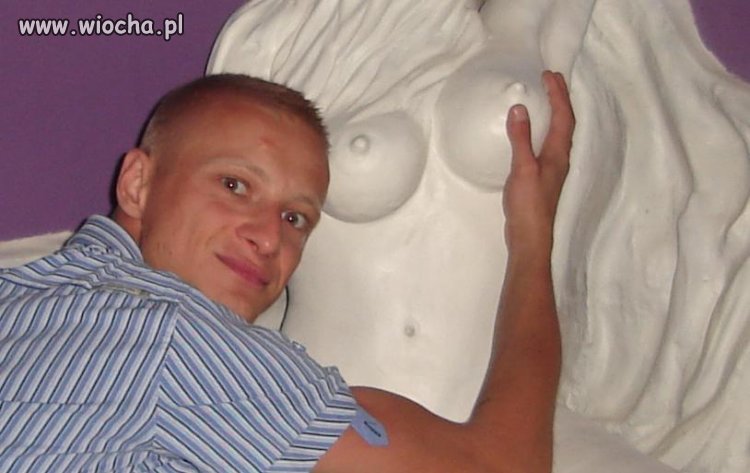 Chłopakowi chyba czegoś brakuje... mózgu