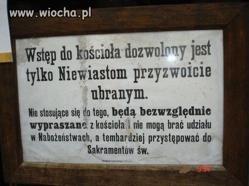 A jakie ubranie uważa się za przyzwoite ?