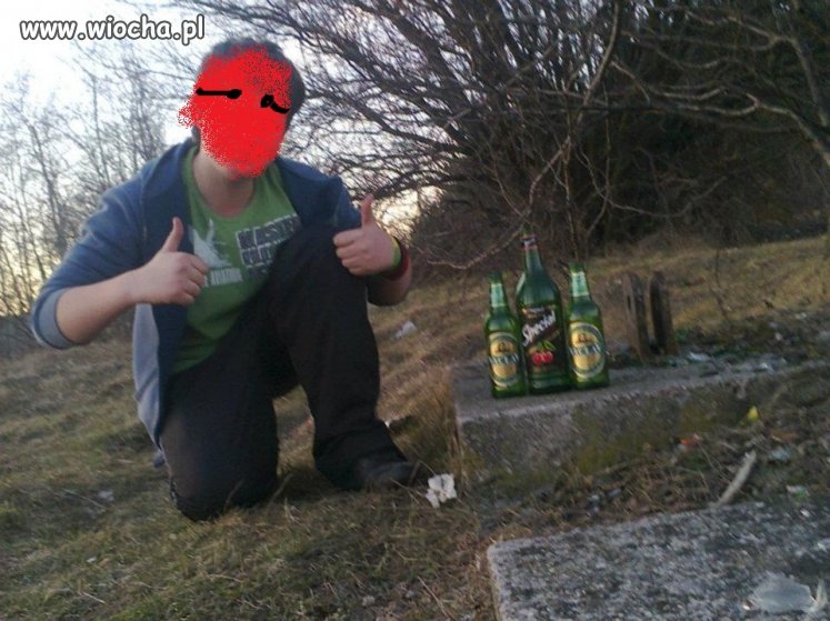 Szpan na puste butelki