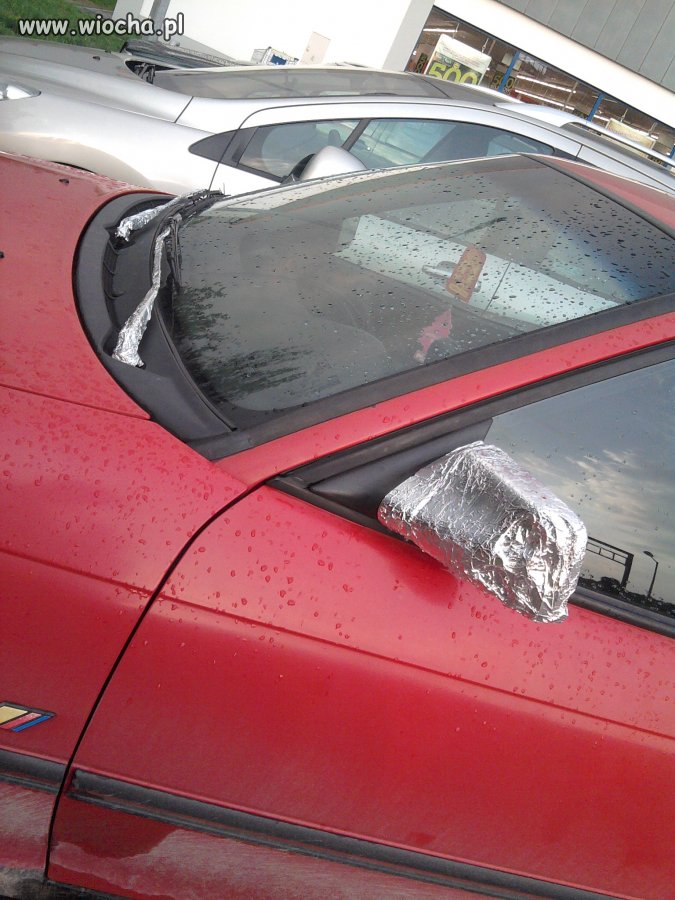 "pomysł" + folia aluminiowa = moto wiocha