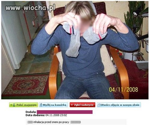 Inhalacja przepoconymi po całym dniu skarpetami