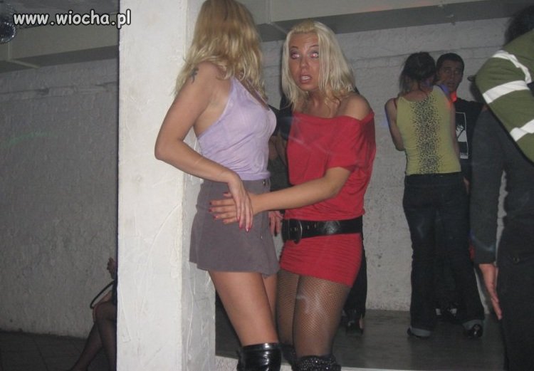 Blondyneczka-skwareczka 