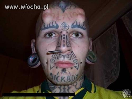 Co on ma w głowie i na głowie