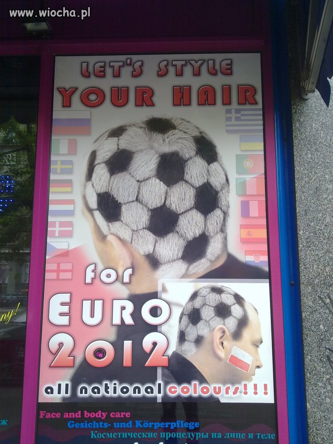 Fryzjer na drodze do stadionu