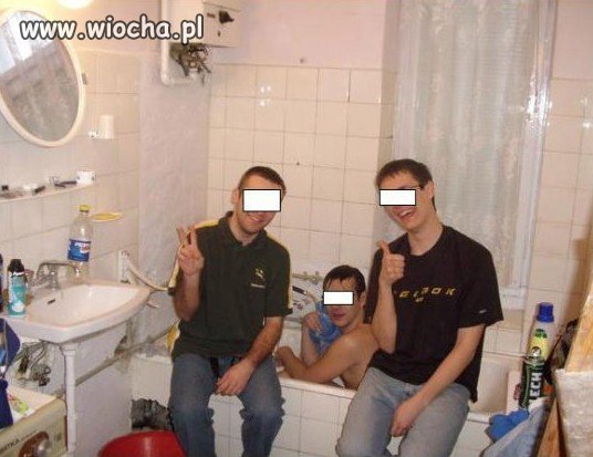Koledzy zawsze pomocni.