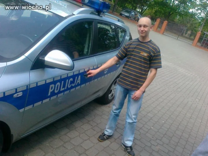 Kolejny popis szkolnego "Gangstera"