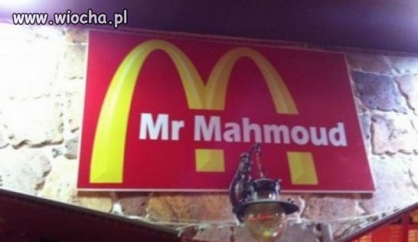 Mr Mahmoud wita w świecie podróby.